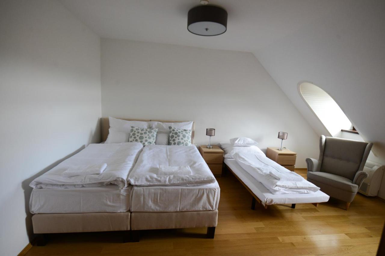 Fiastyúk Udvarház Csor Exterior foto
